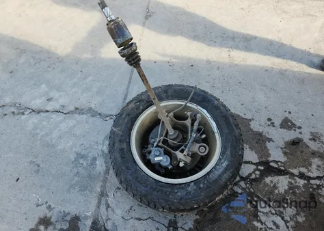 2016 Subaru Outback 2.5I Premium z USA, uszkodzony, nr VIN 4S4BSAFC1G3323374